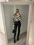 Jeans nero con lacci sul davanti
