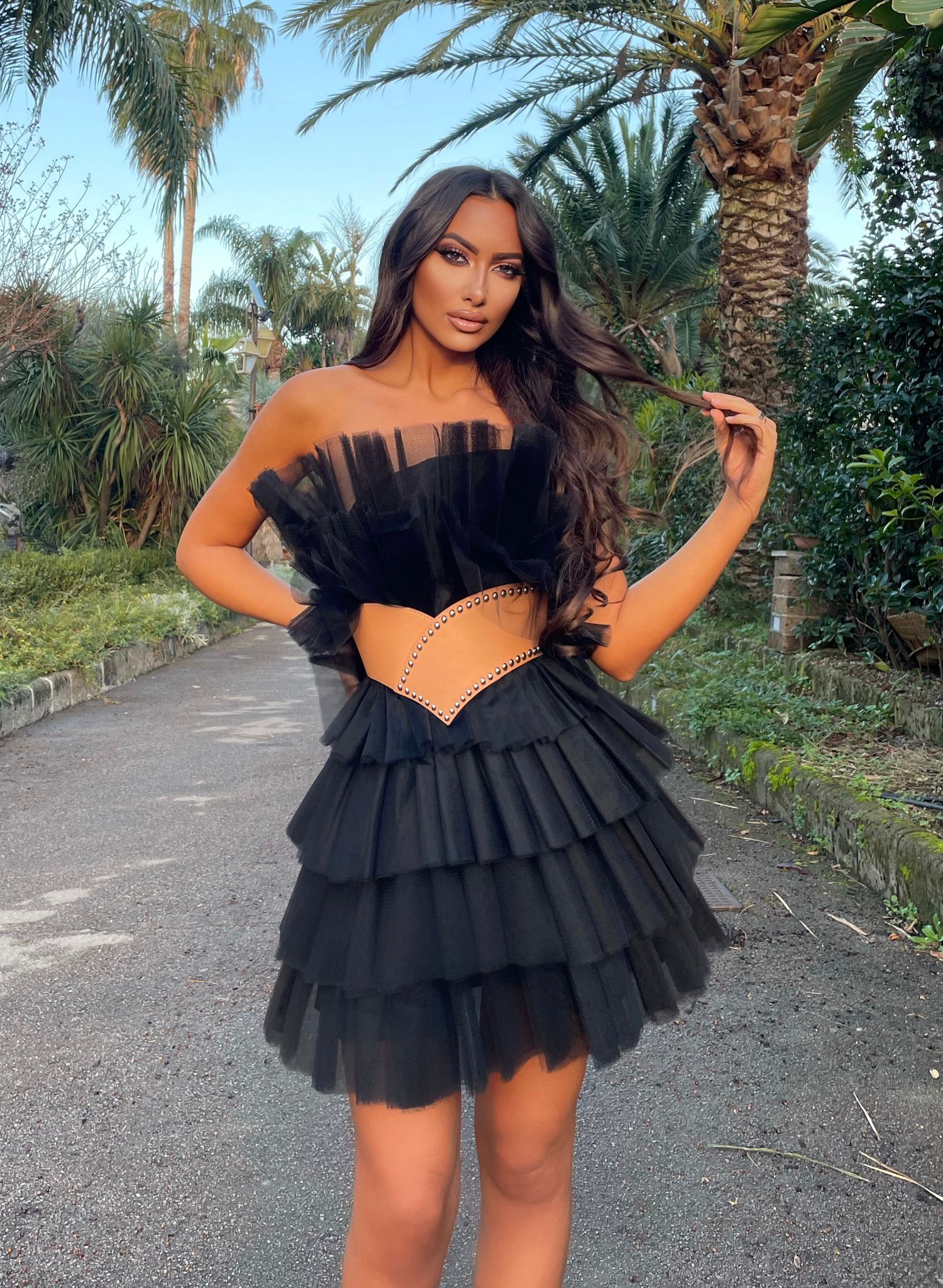 Abito in tulle con cintura