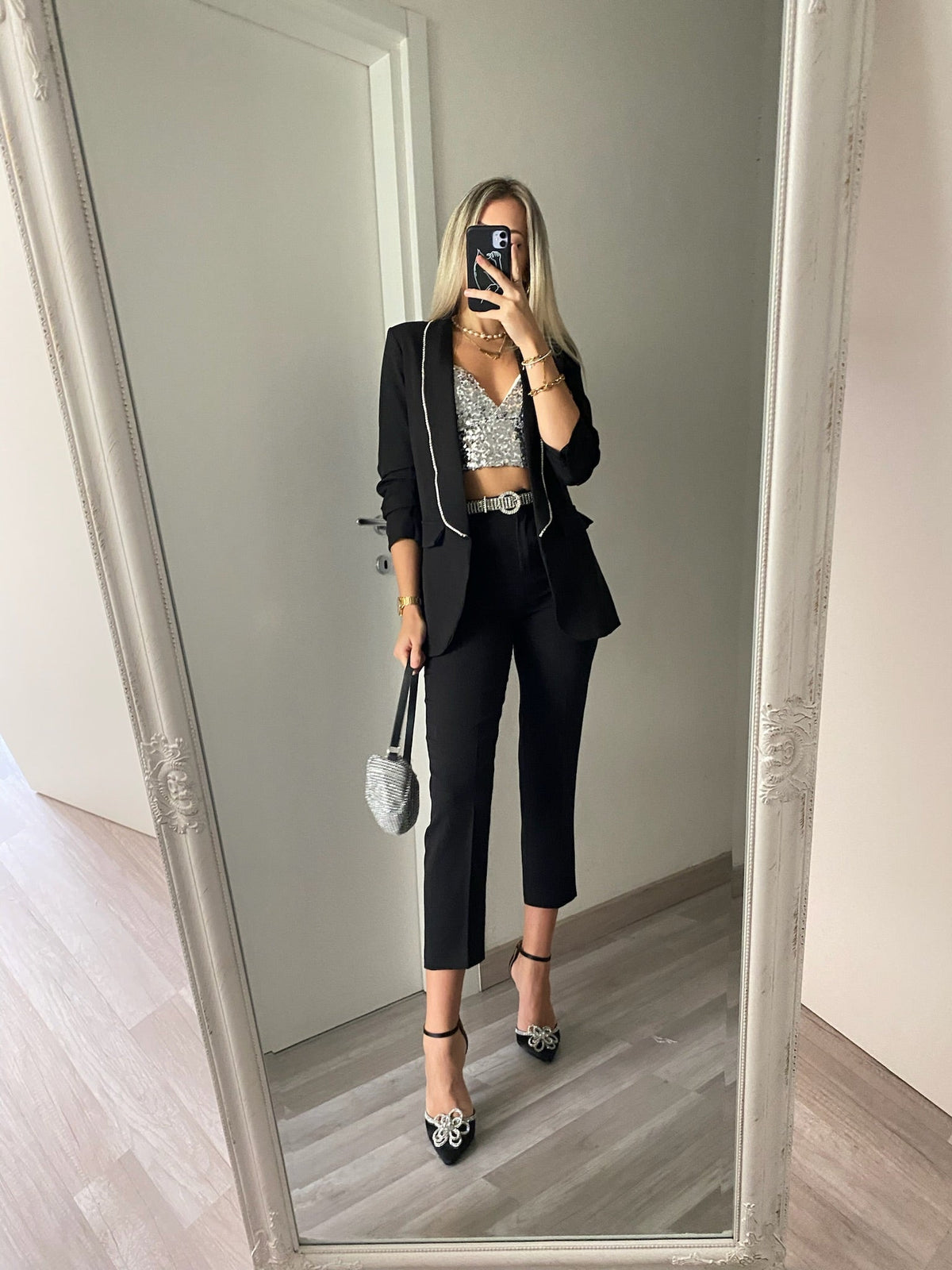 Completo giacca e pantalone strass nero