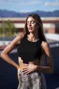 Top crop nero zigzag
