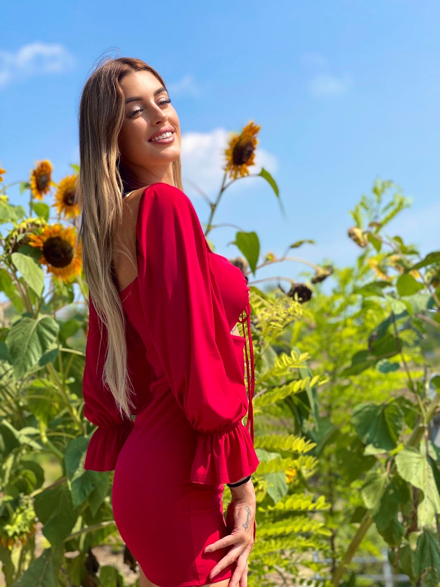 Abito rosso manica lunga con incrocio