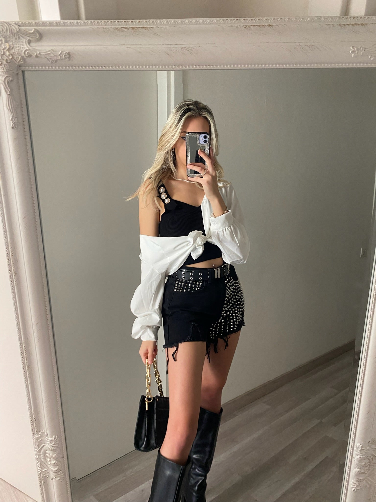 Top più camicia bianco nero