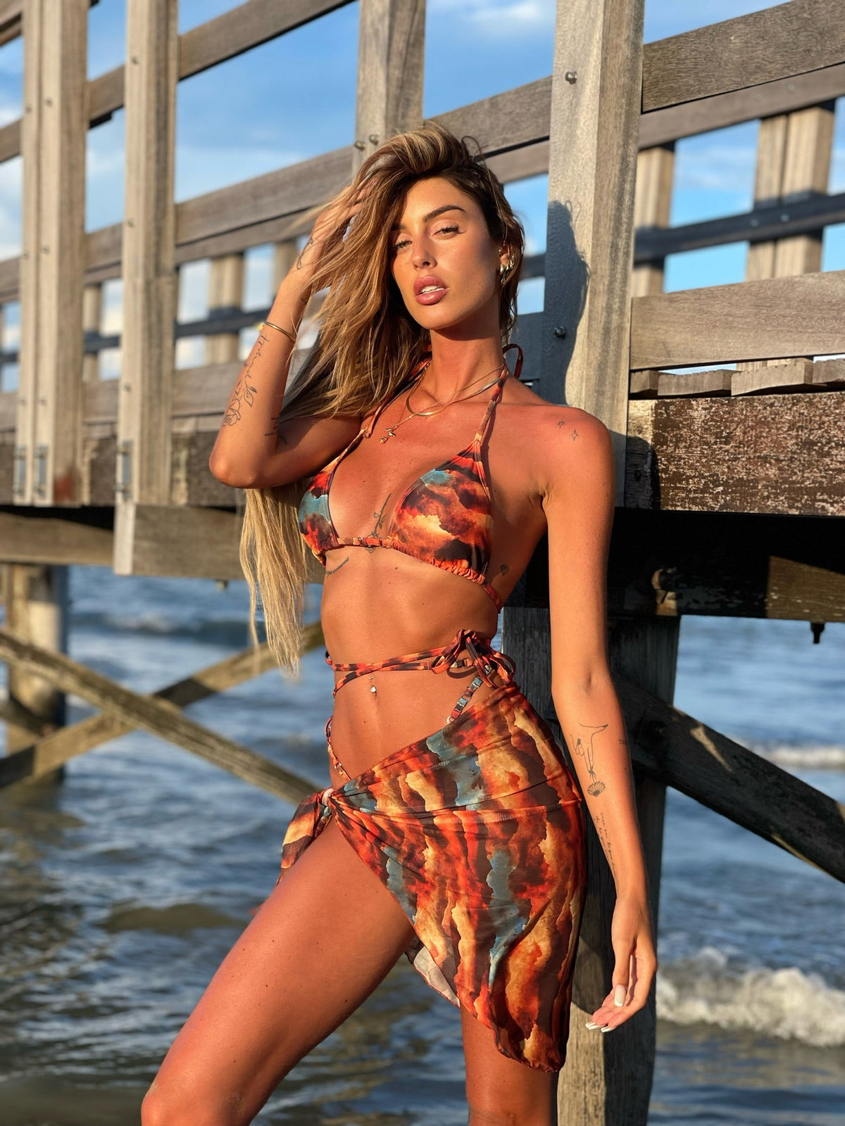 Bikini Multicolor con pareo