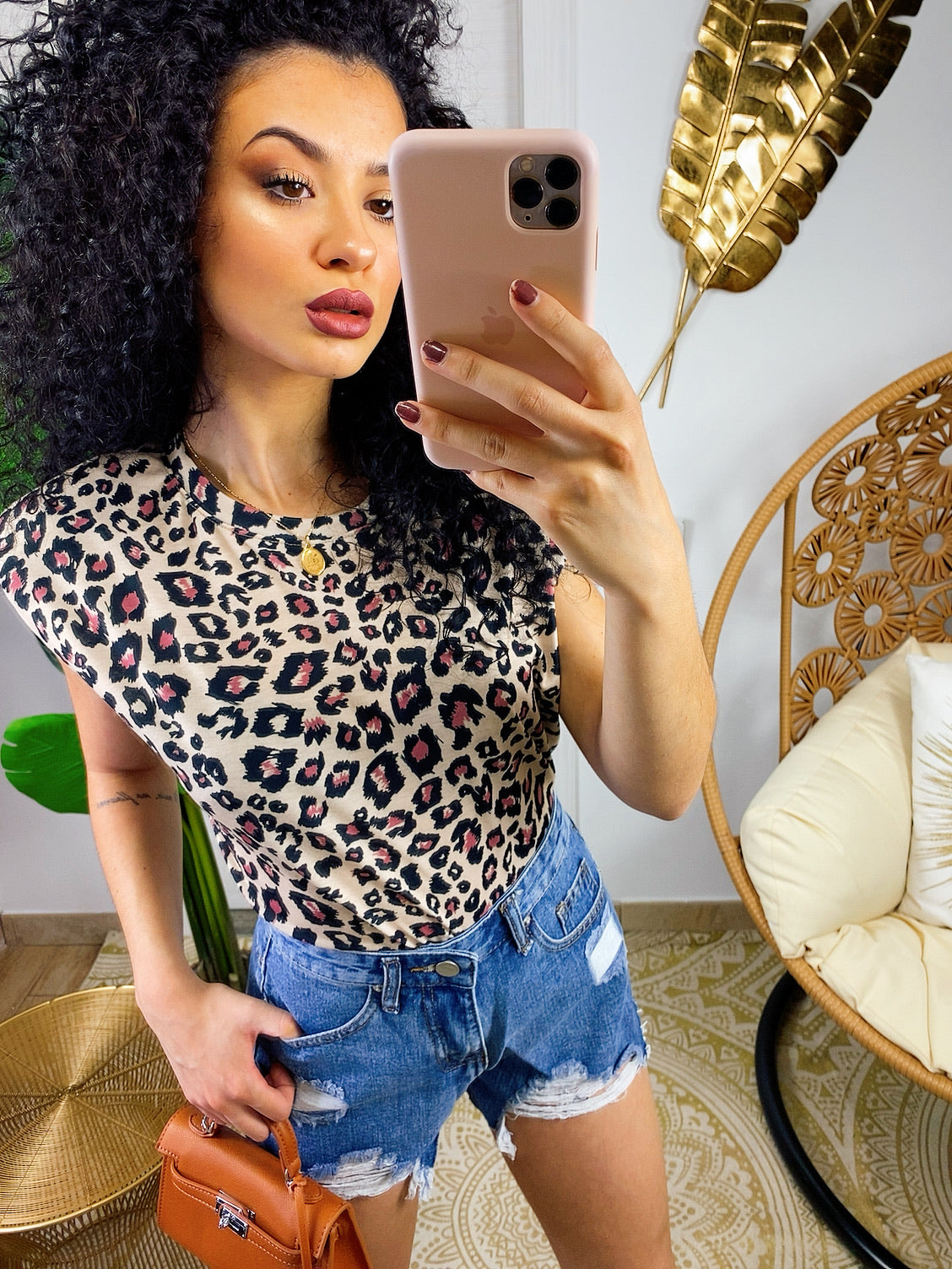 Maglia con spalline bombate a fantasia maculata
