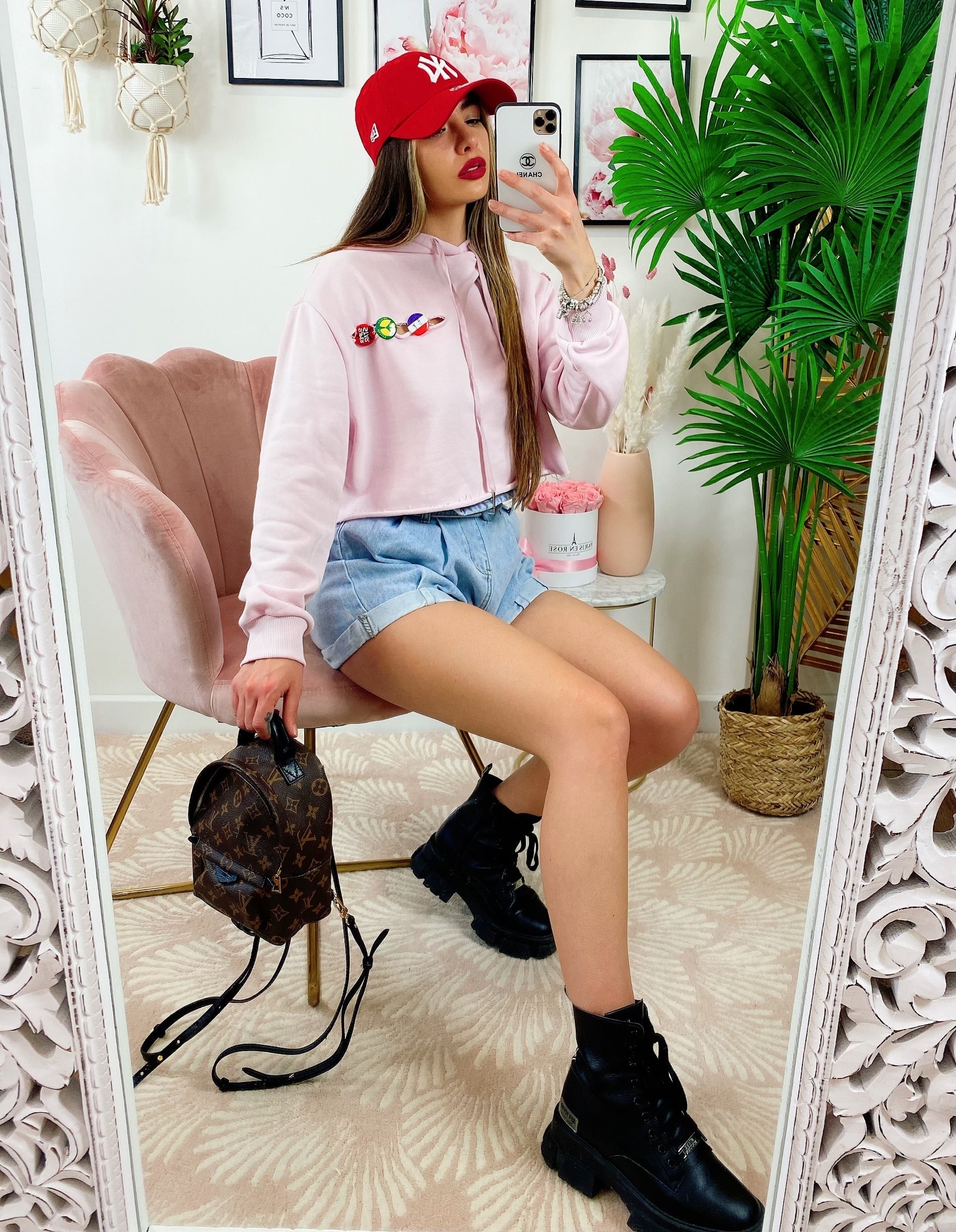 Felpa con spille Rosa