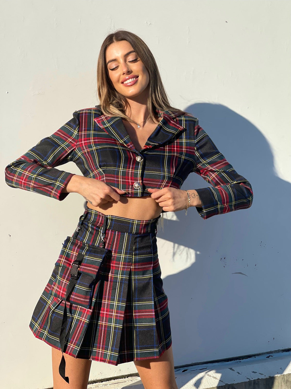 Completo giacca corta e gonna scozzese black