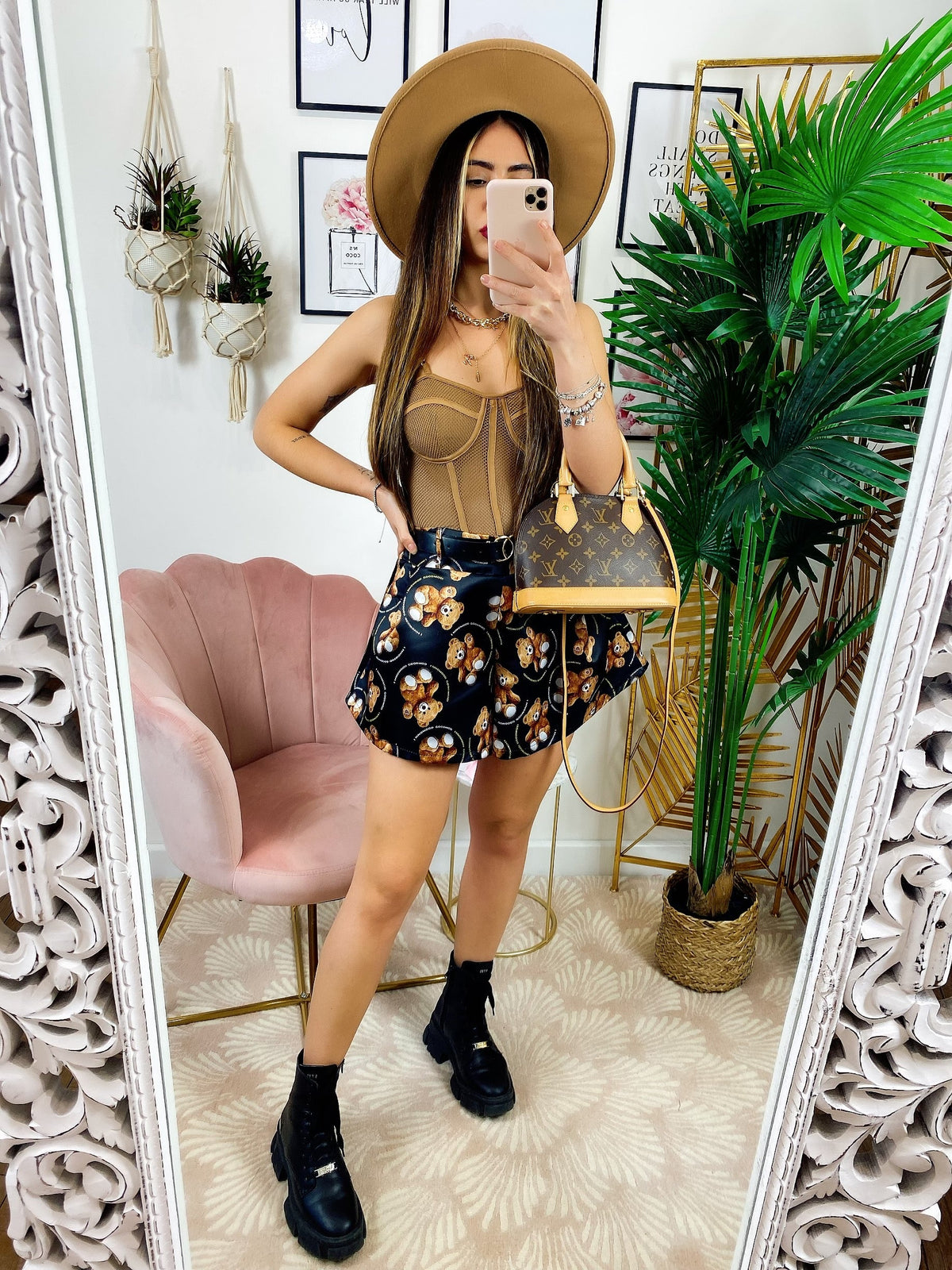 Short con Orsetti e cintura