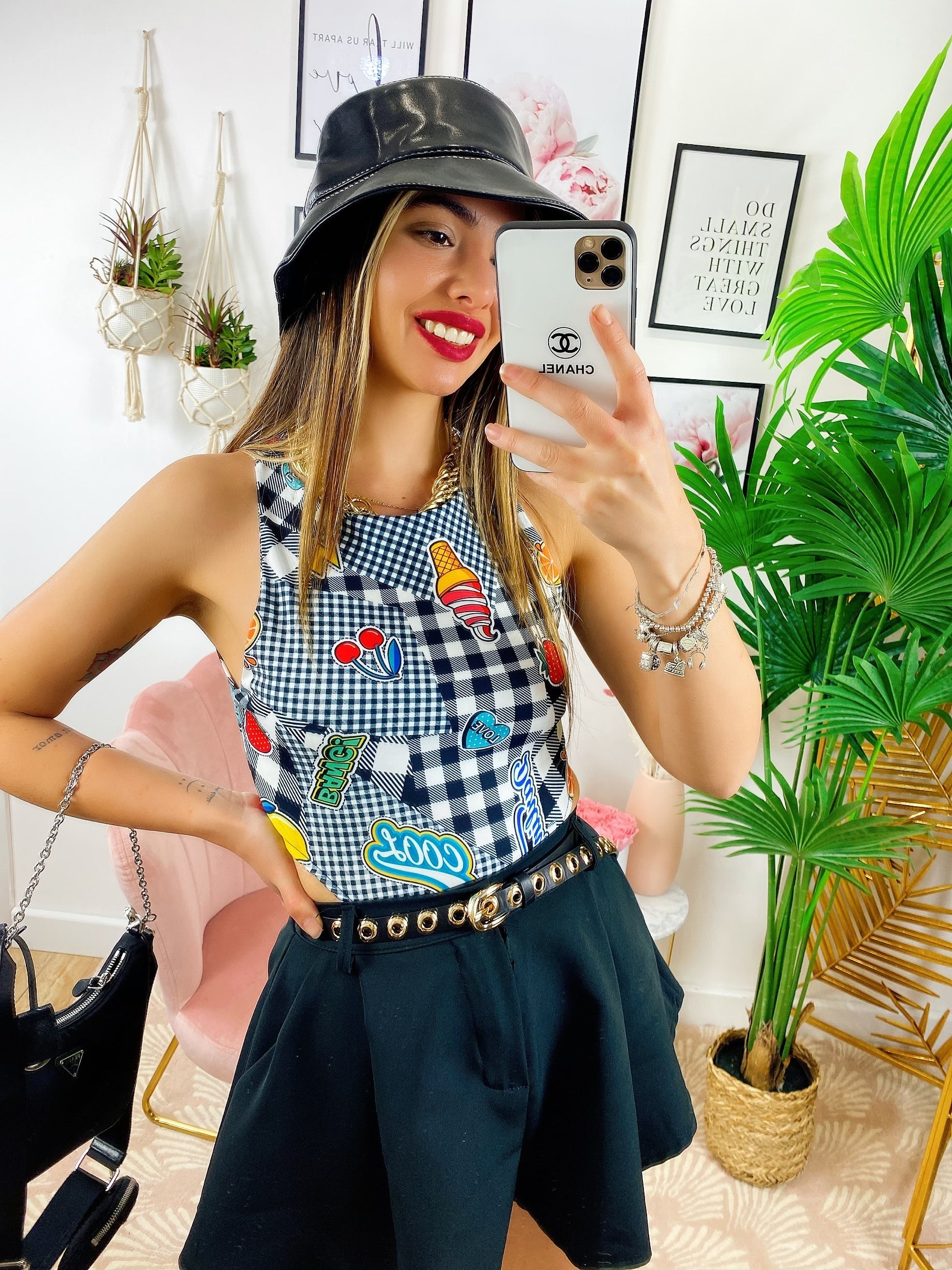 Body Cool sgambato con scritte