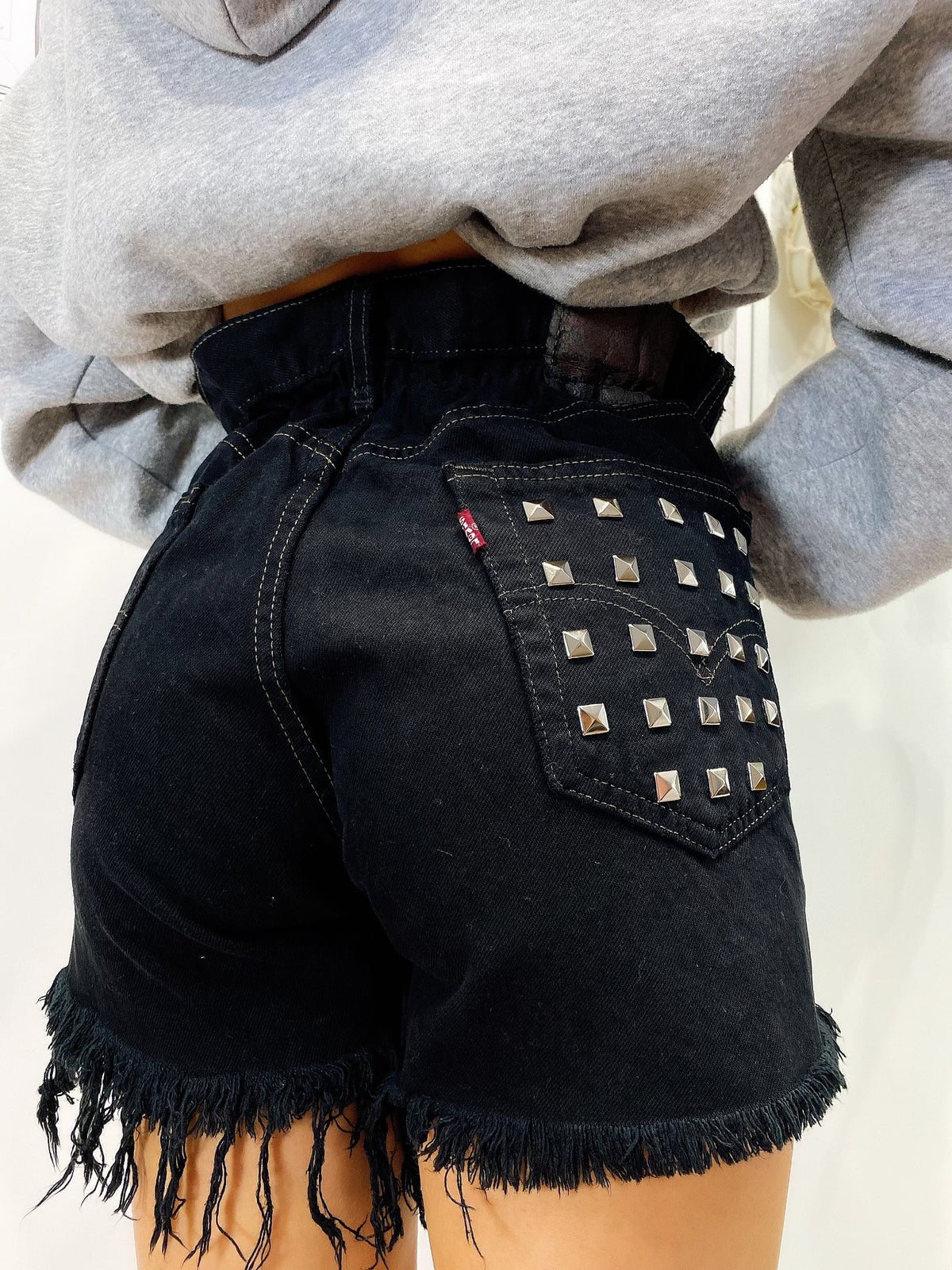 Short Levi’s Vintage con Borchie Nero