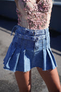 Gonna in jeans con pieghe e cinture