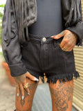 Short nero con borchie