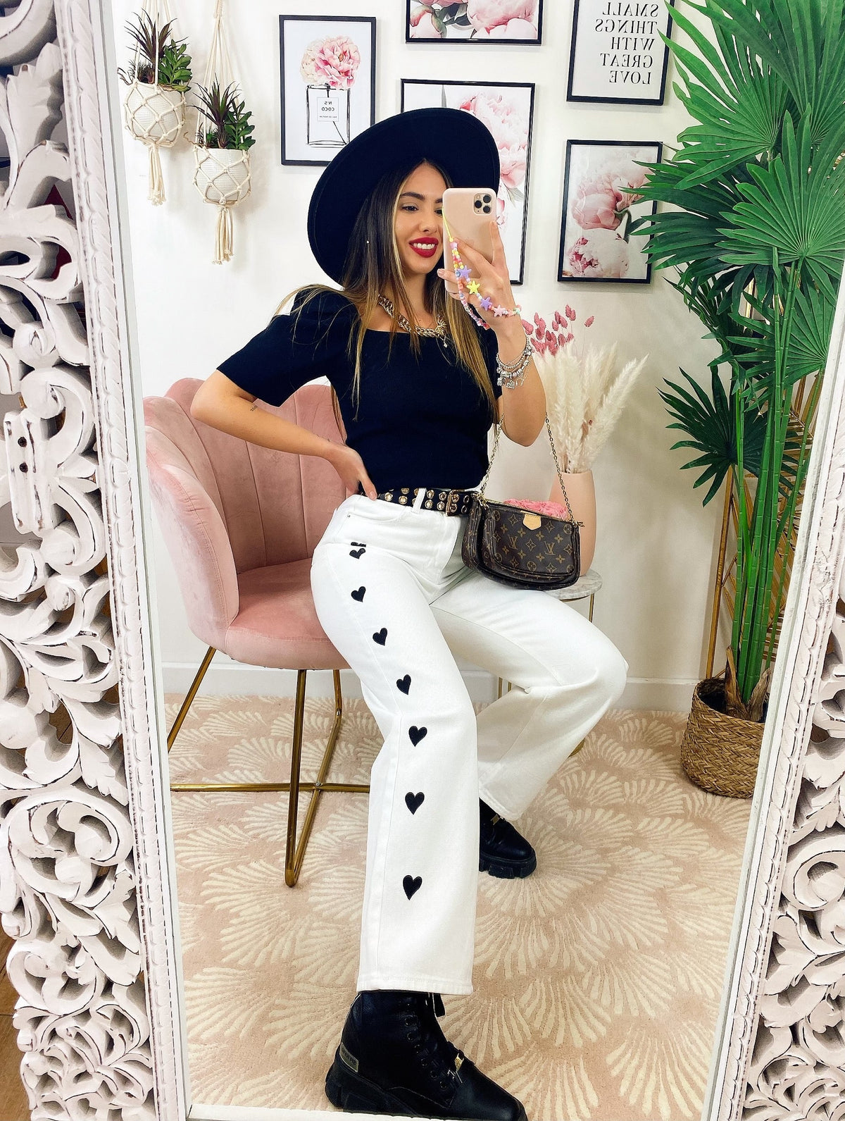 Top con spalline bombate Nero