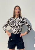 Maglia bianca e nera