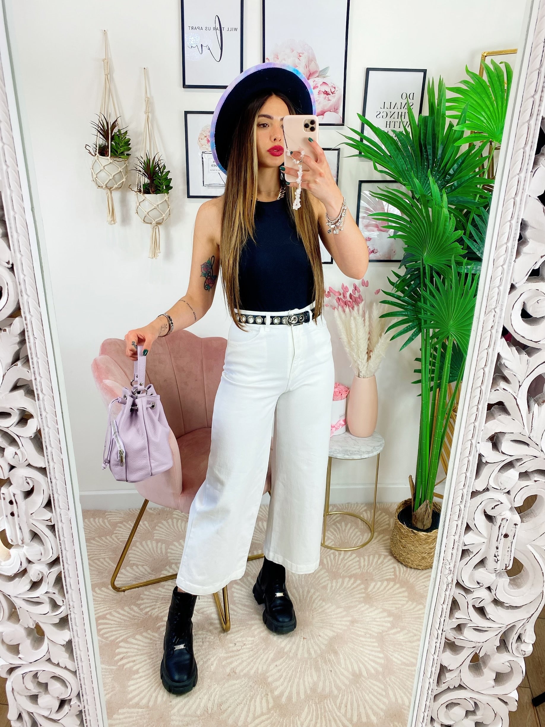 Pantalone a zampa bianco