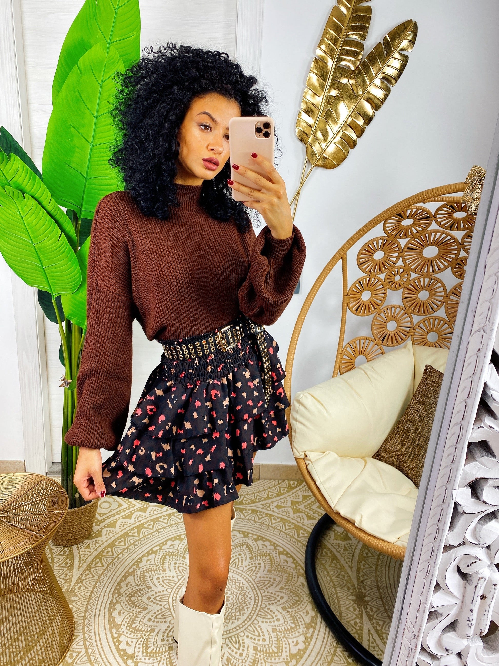 Maglione a collo alto manica ampia marrone