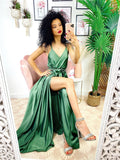 Abito in raso con maxi spacco verde militare