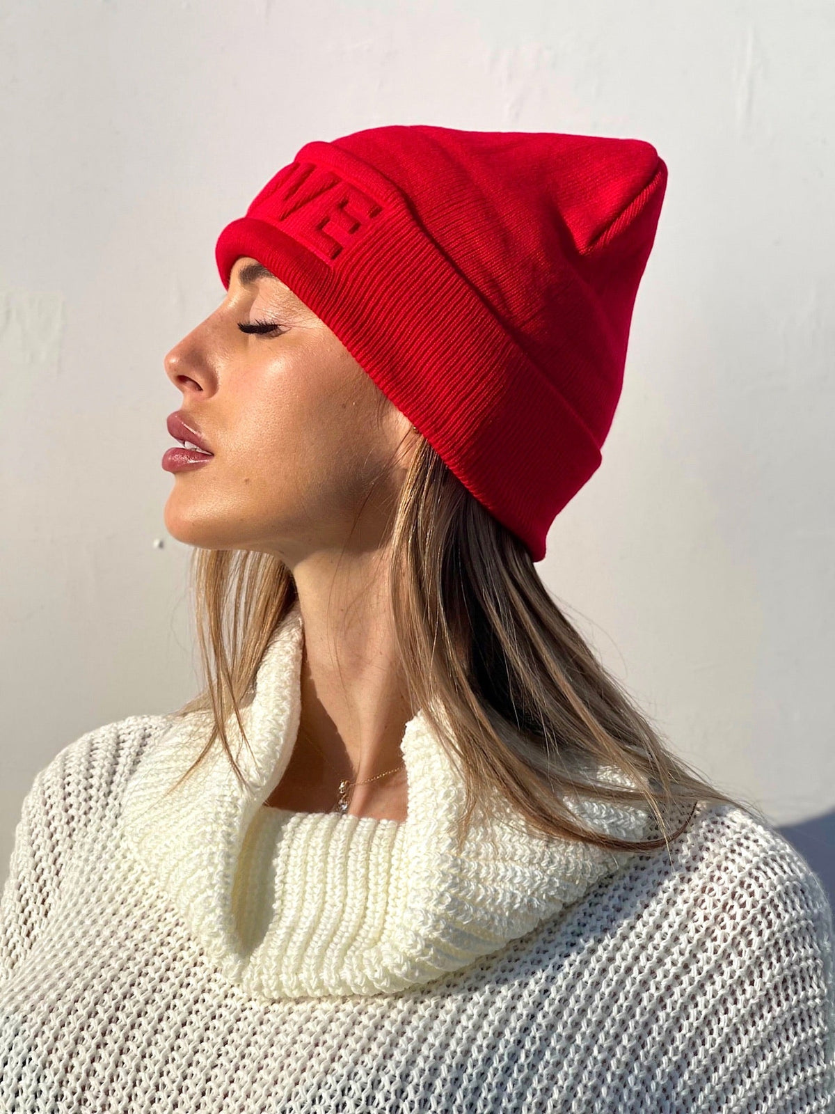 Cappello love rosso