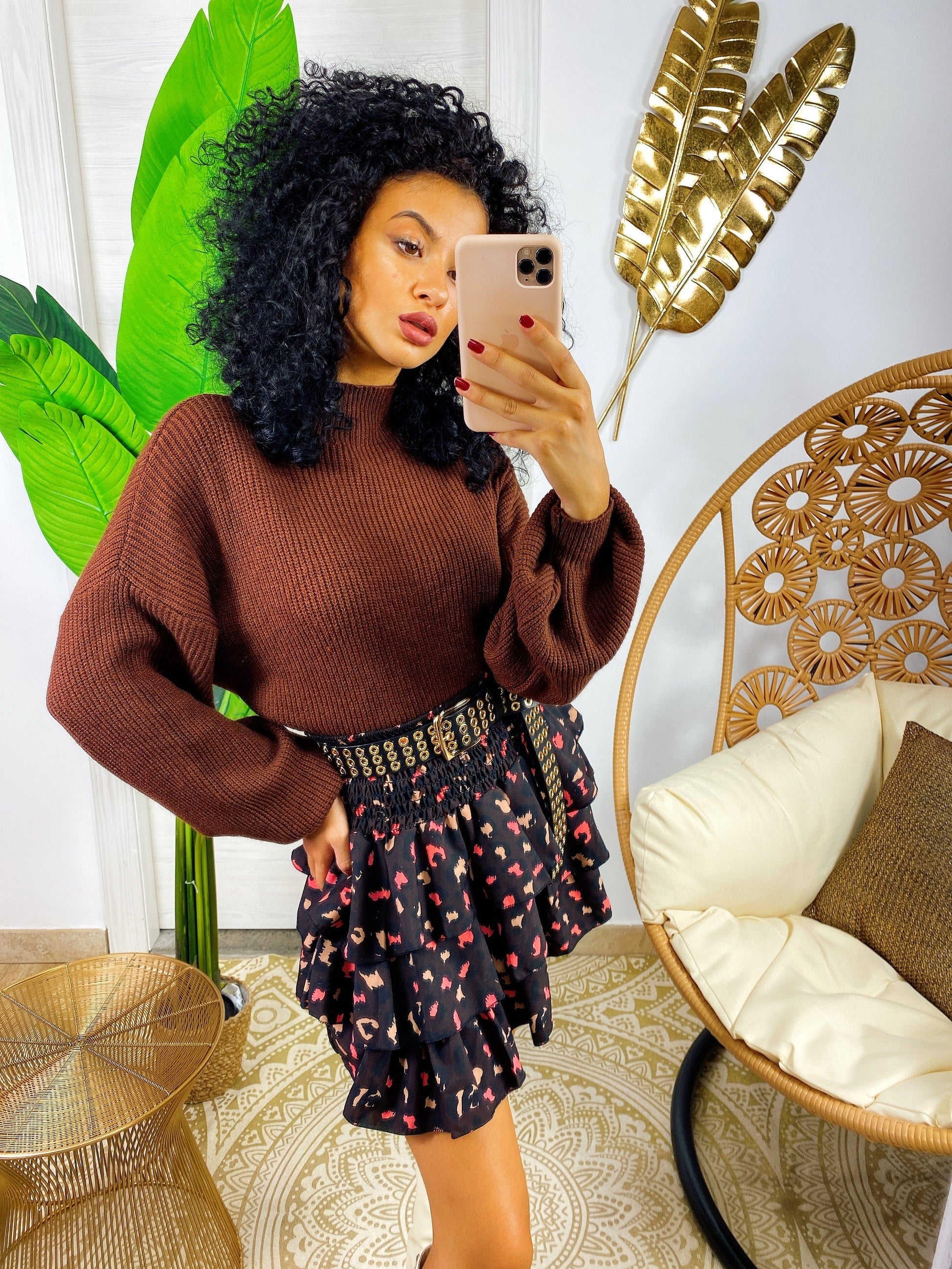 Maglione a collo alto manica ampia marrone