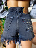 Short Levi’s Vintage Nero con Borchie sfrangiato