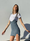Abito in jeans con t-shirt