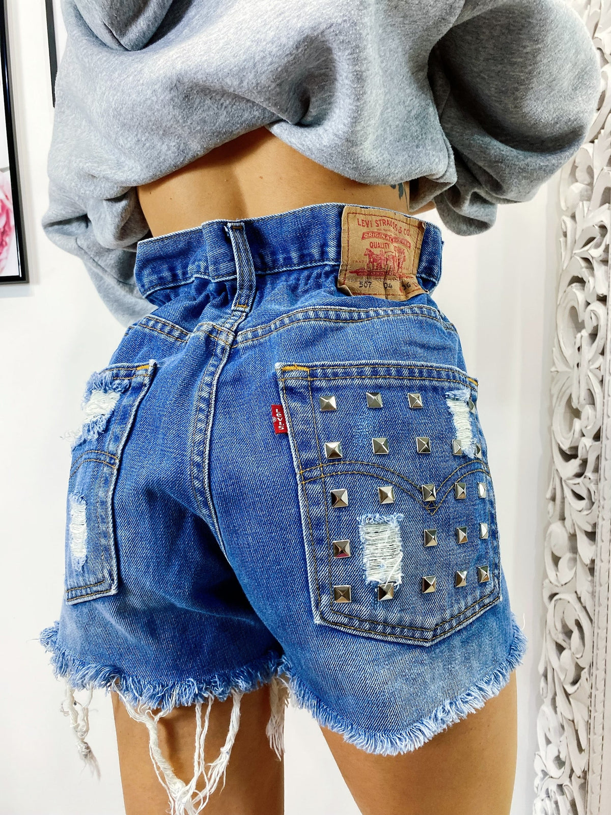 Short Levi’s Vintage con Borchie bagno medio