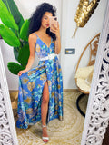 Abito in raso floreale con maxi spacco celeste