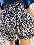 Short maculato con fiocco
