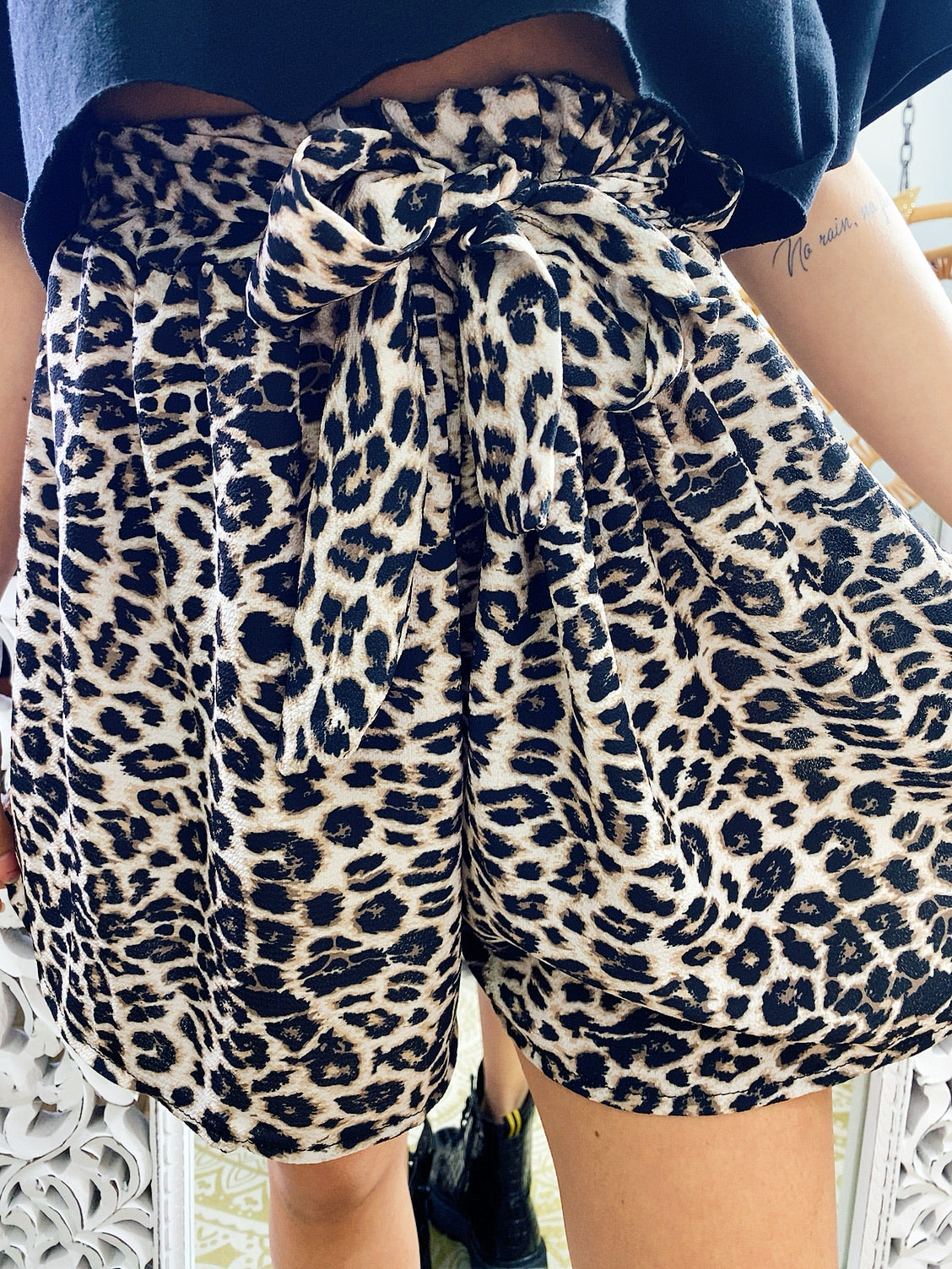 Short maculato con fiocco