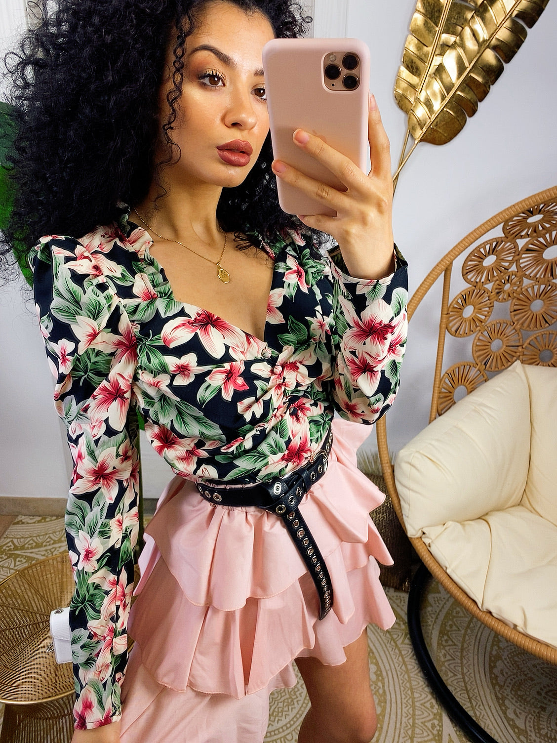 Top a fiorellini rosa e verdi