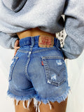 Short Levi’s Vintage bagno medio con strappi