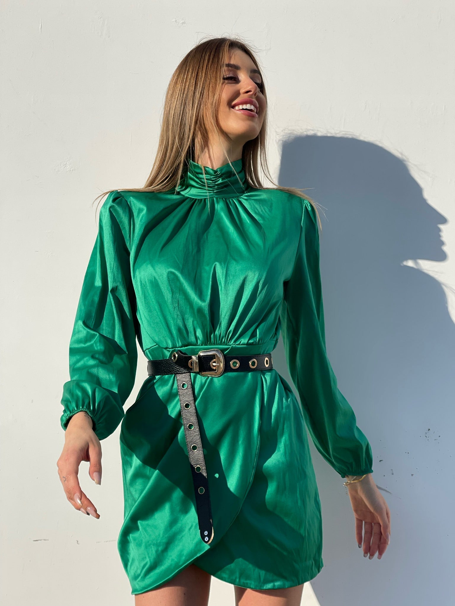 Abito in raso verde smeraldo
