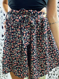 Short a fiori con fiocco