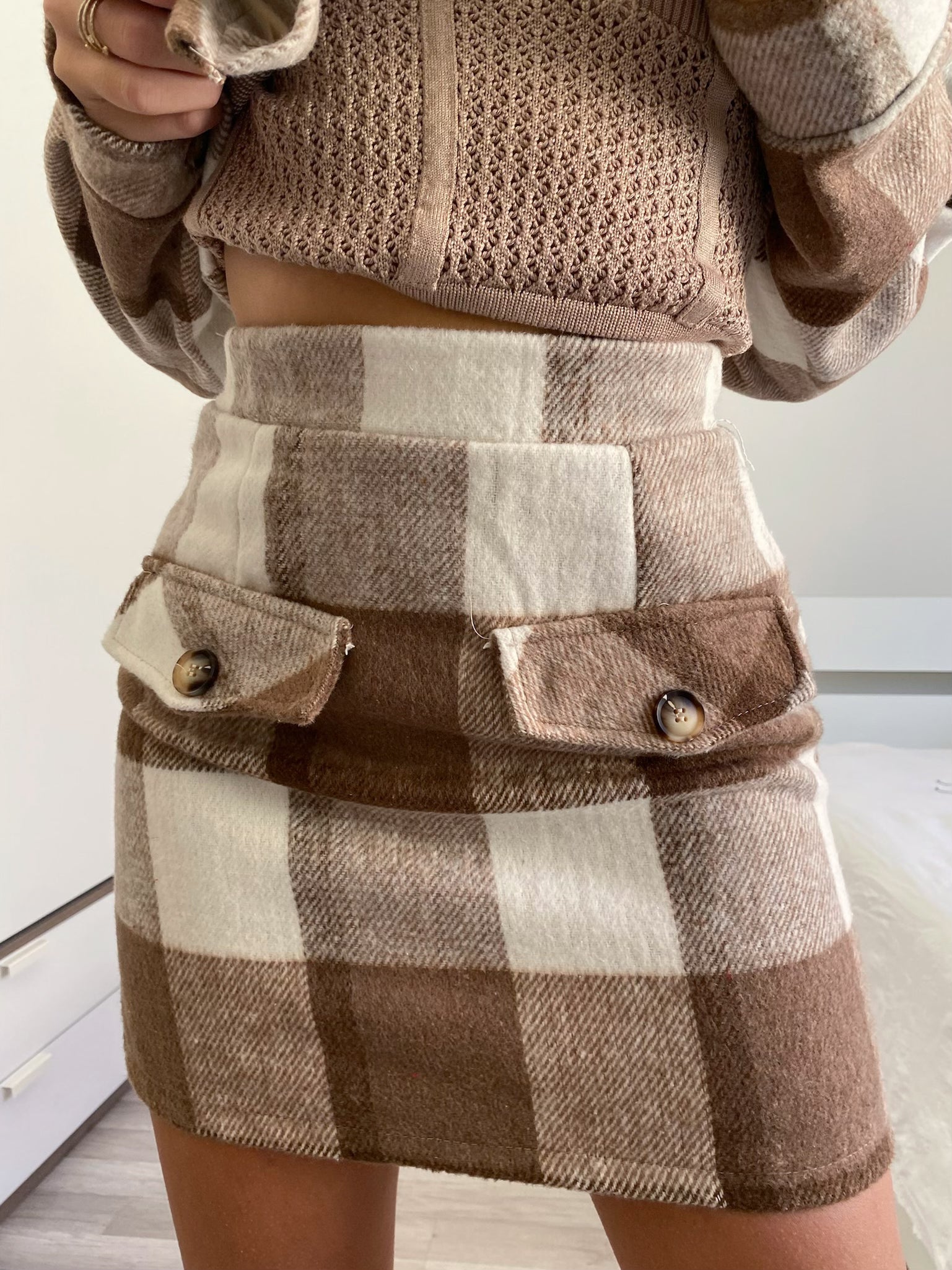 Completo giacca e gonna tweed nude