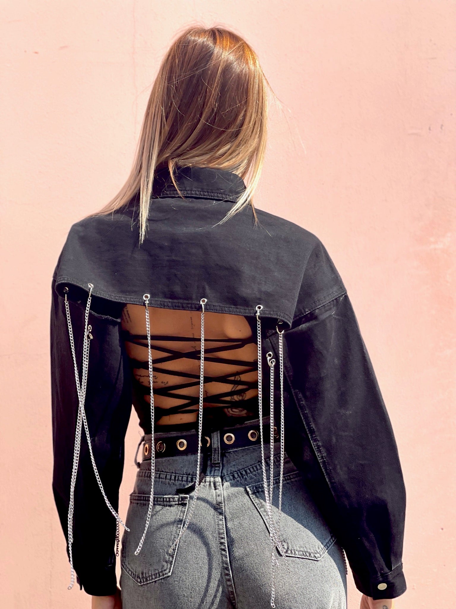 Giacca in jeans nero con frange