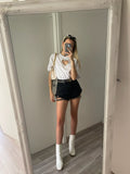 T-shirt bianca con cuore e strass