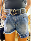 Short jeans con strappini asimmetrico