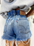 Short Levi’s Vintage bagno medio con strappi