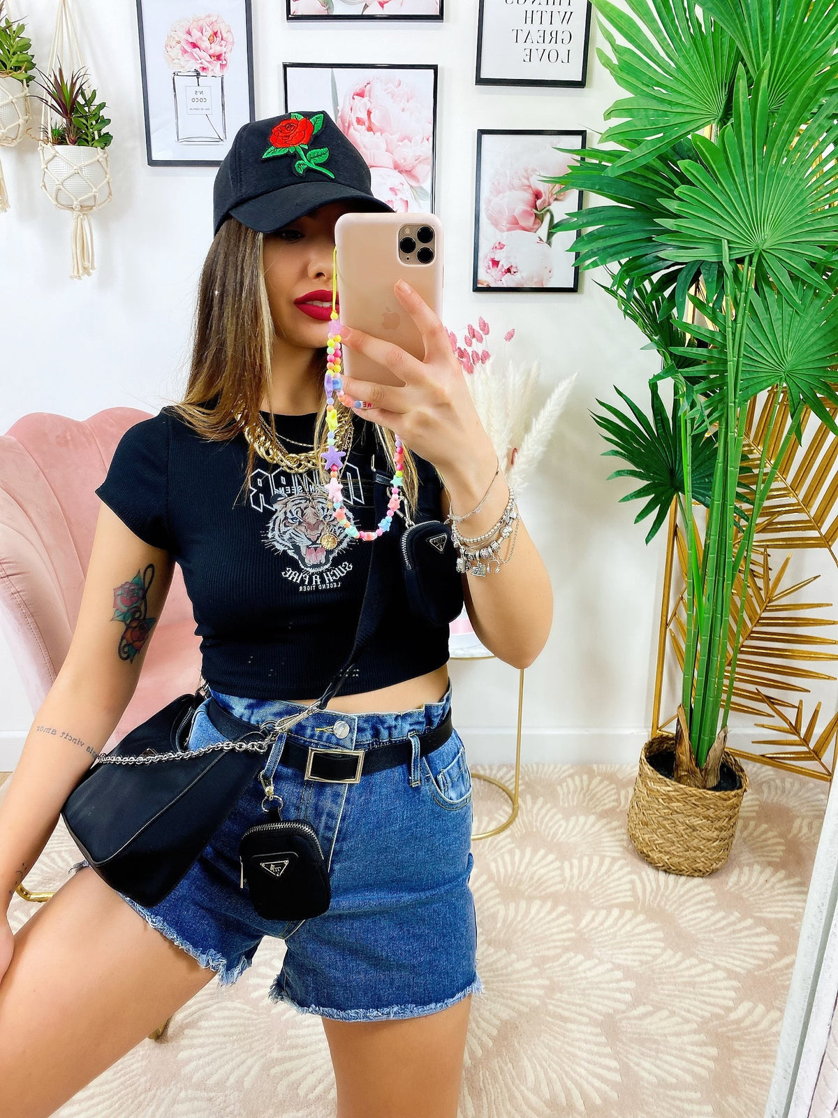 Short di jeans con borsetta