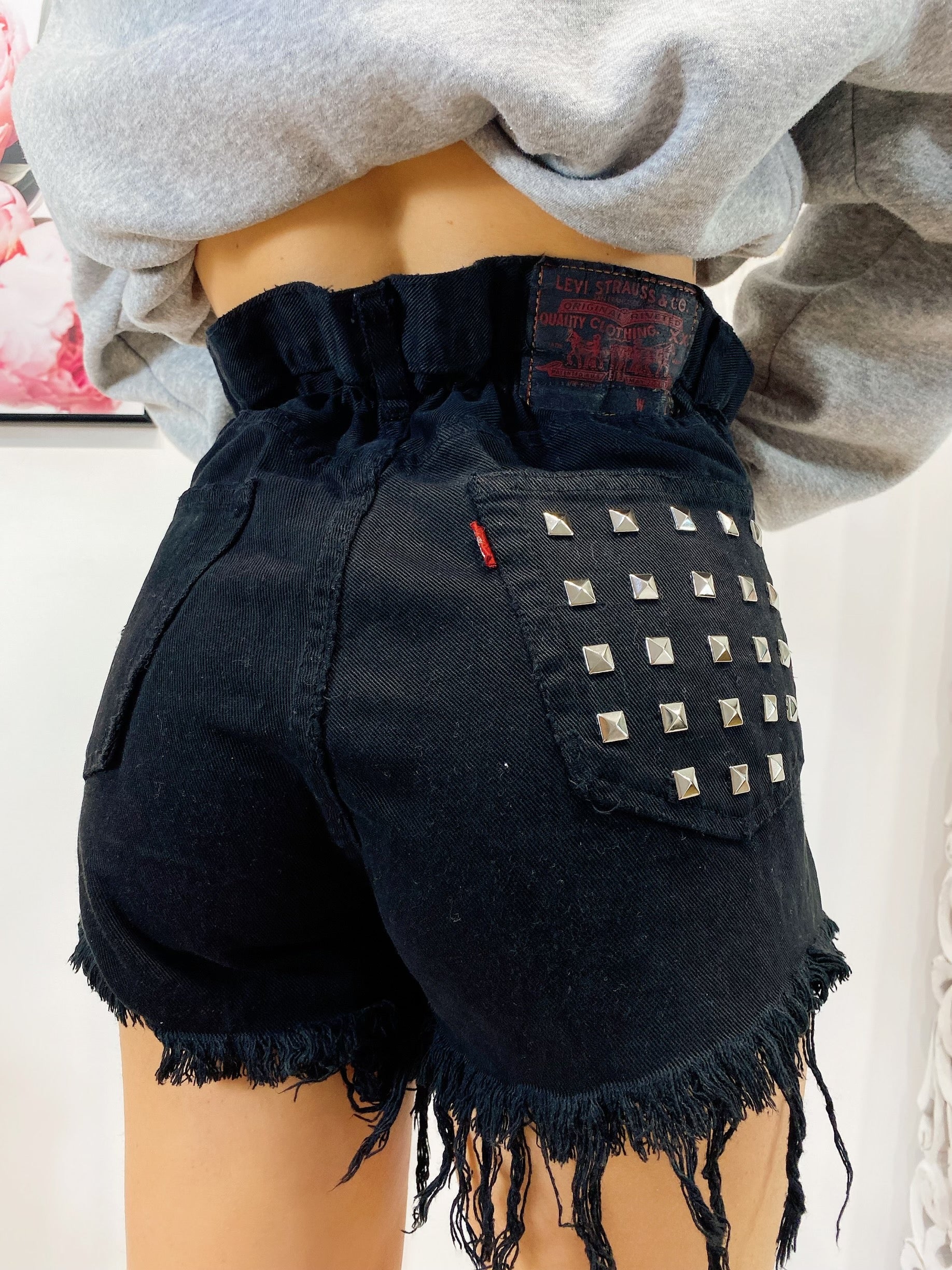 Short Levi’s Vintage con Borchie Nero