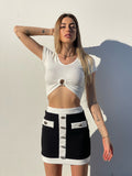 Top a manica corta con cerchio bianco