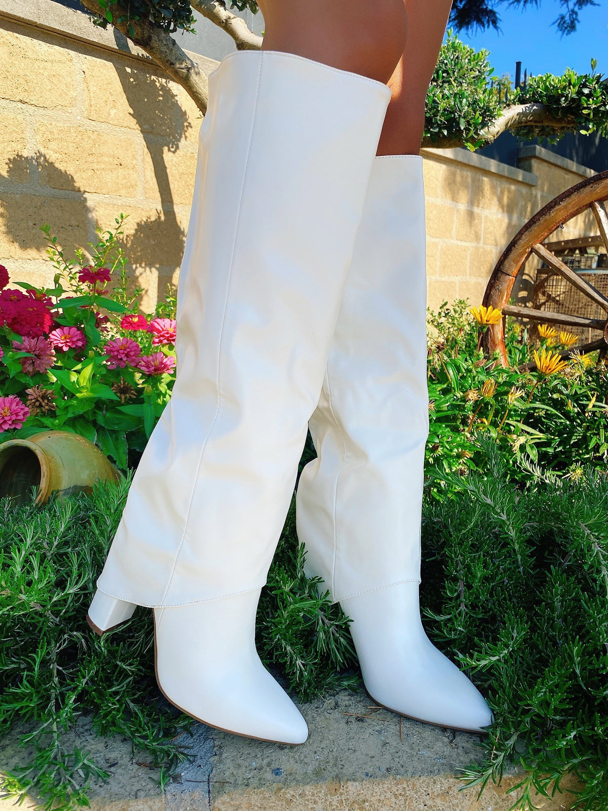 Stivale alto white blogger