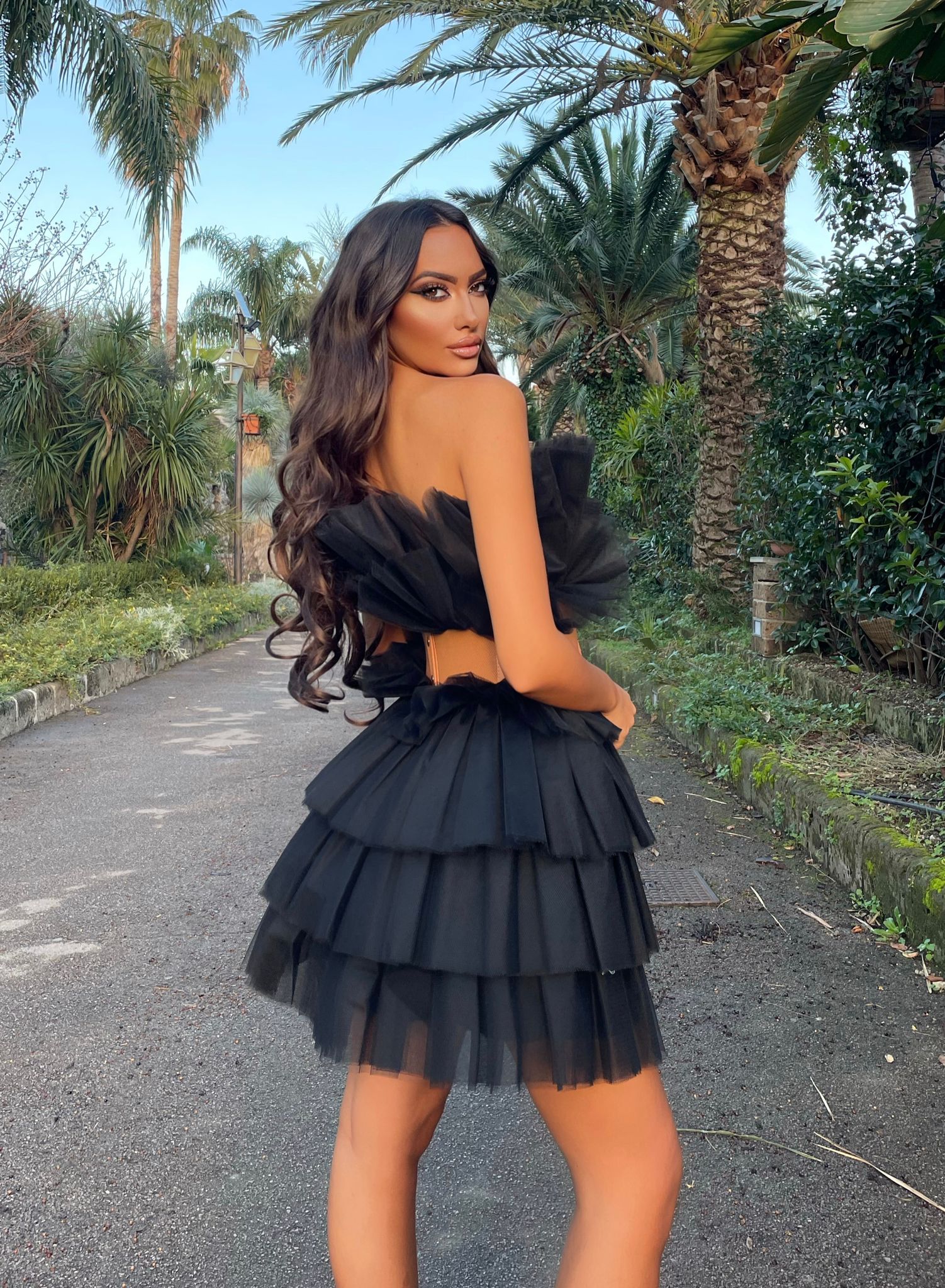 Abito in tulle con cintura