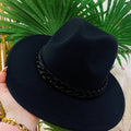 Cappello Nero catena nera