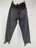 Jeans scuro con cintura sfrangiato