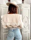 Maglione con pizzo e bottoni gioiello