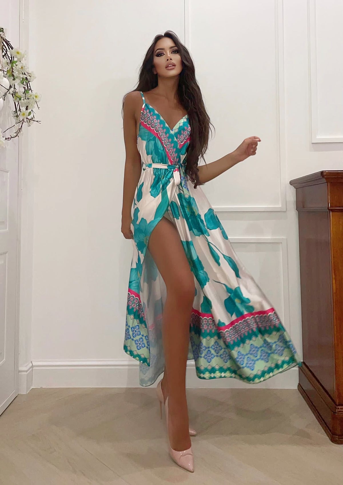 Abito in raso con maxi spacco fiori Verdeacqua