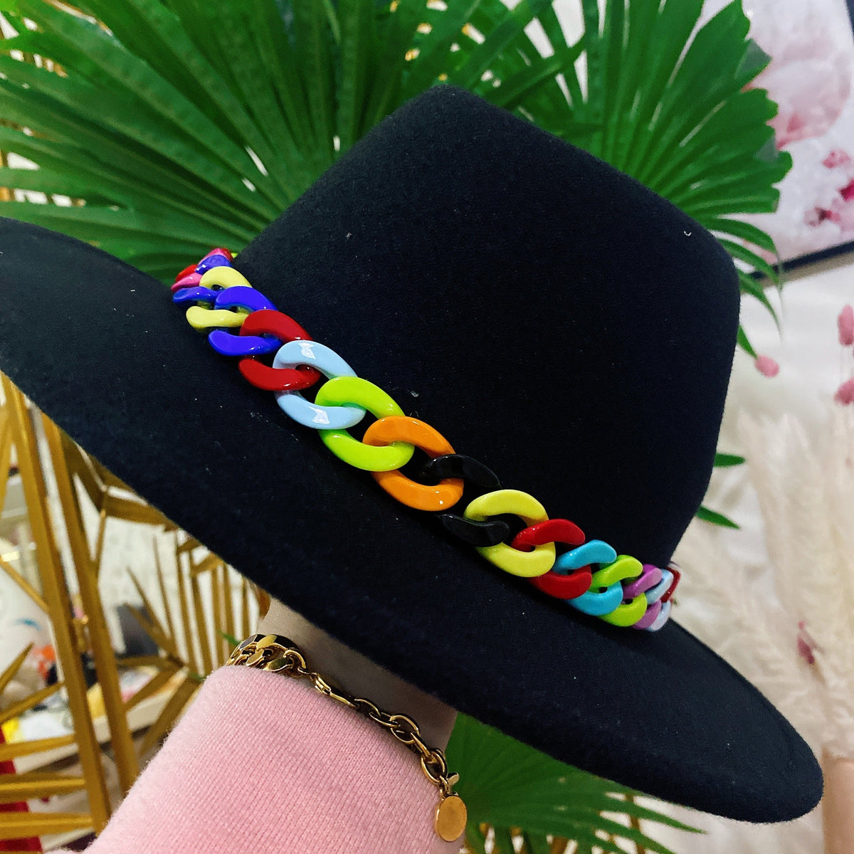 Cappello Nero catena multicolor