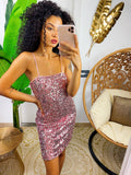 Abito aderente con paillettes rosa