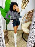Maglione a collo alto nero bianco