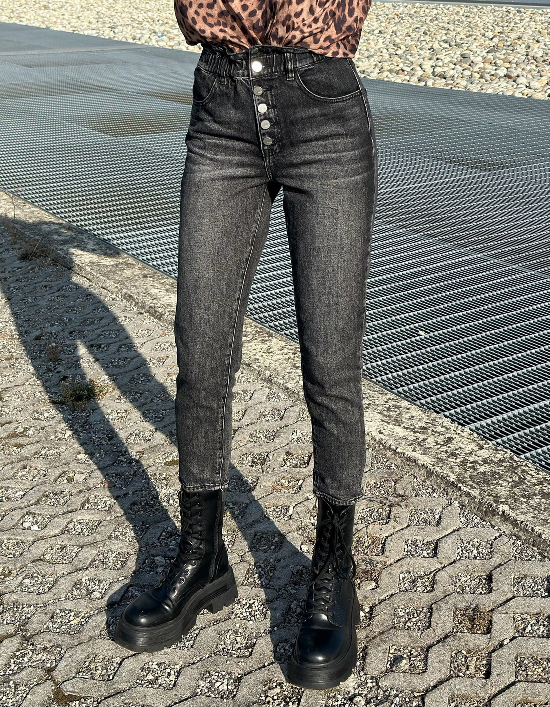 Jeans a vita alta grigio/nero